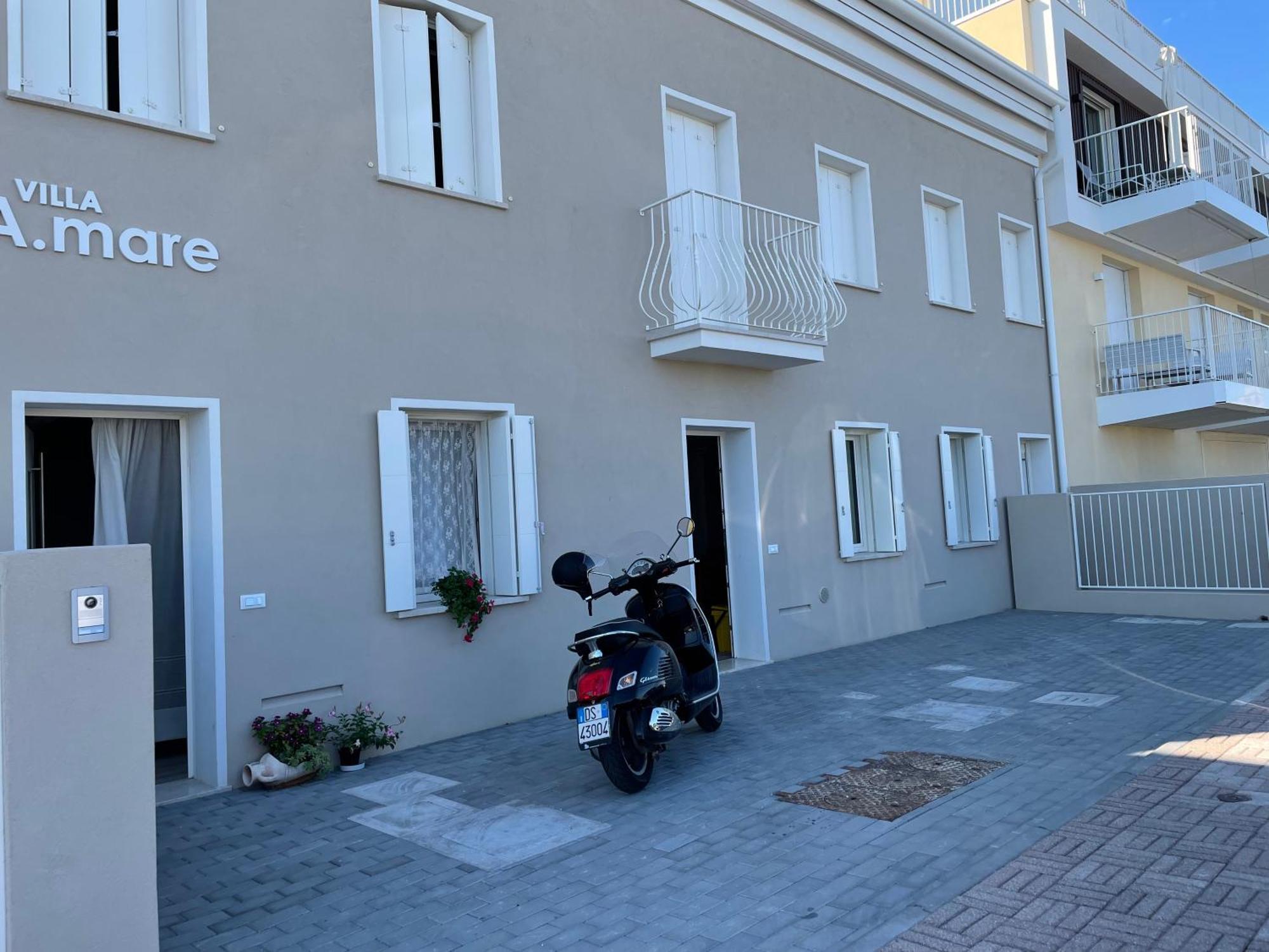 Villa Amare Каорле Екстериор снимка